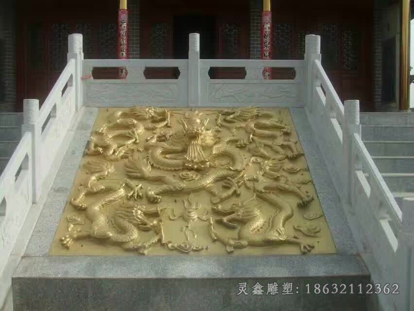 浮雕动物龙公园铜雕