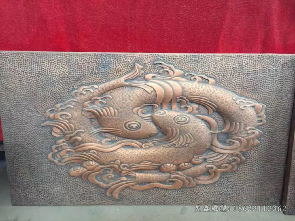 浮雕动物鱼城市铜雕