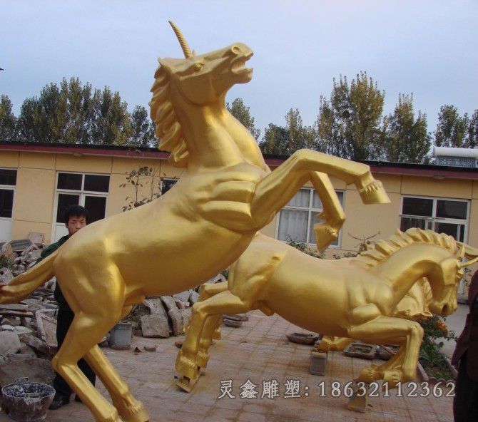 金色马景区景观铜雕