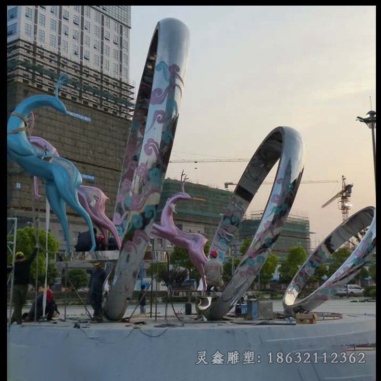 不锈钢抽象鹿街边雕塑
