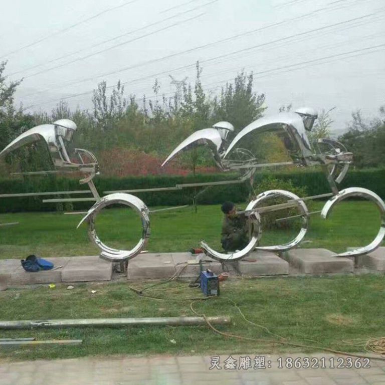 不锈钢自行车街边景观雕塑