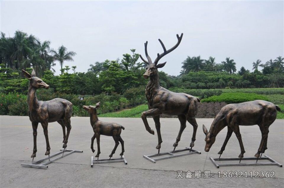 群鹿公园景观铜雕