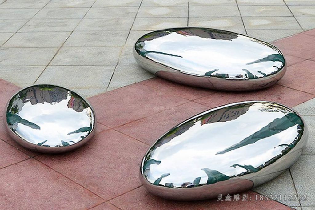不锈钢鹅卵石城市景观雕塑