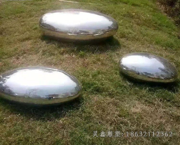 镜面鹅卵石庭院不锈钢雕塑