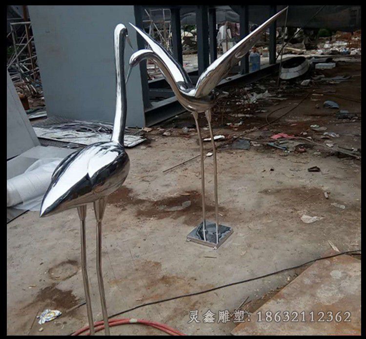 不锈钢飞翔仙鹤广场雕塑