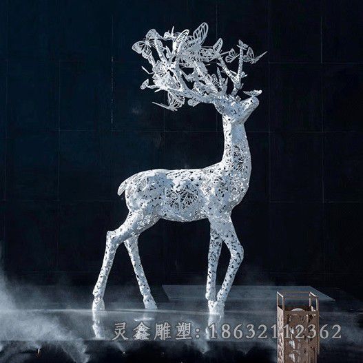 不锈钢镂空鹿商场雕塑