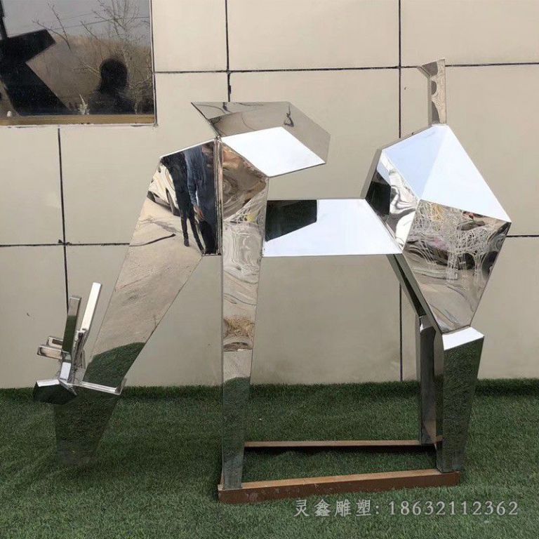 切面鹿景区不锈钢雕塑