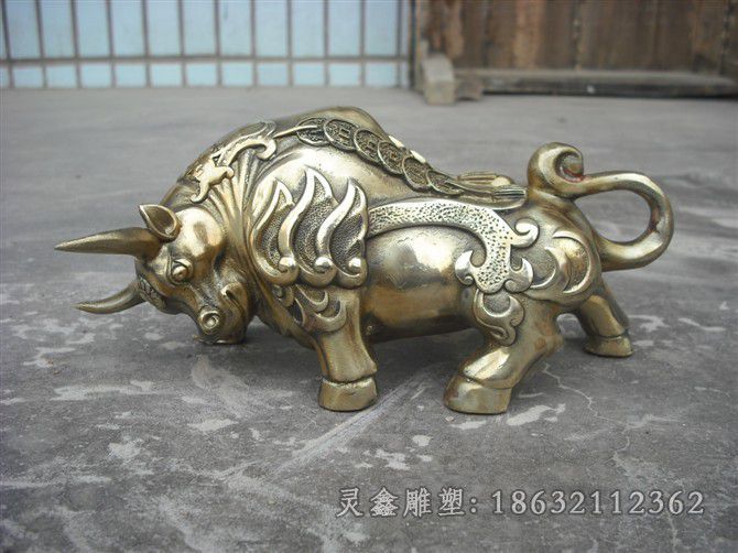 抽象牛校园景观铜雕
