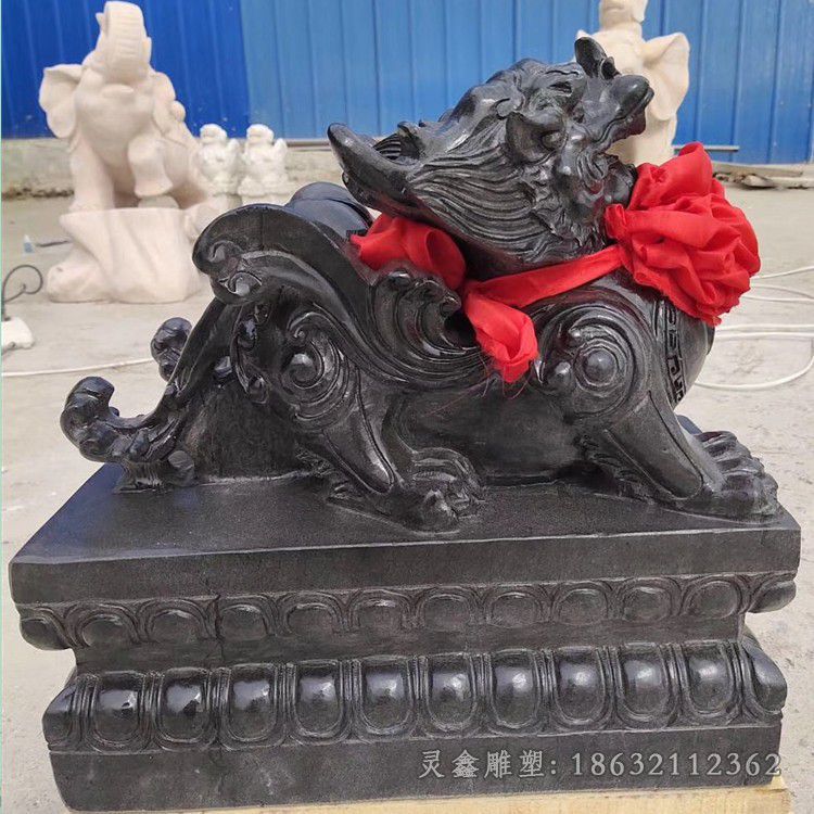 神兽貔貅校园景观铜雕