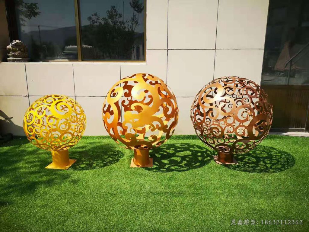金色镂空球庭院不锈钢雕塑