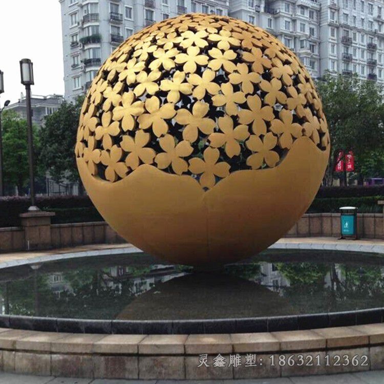 金色镂空球景区不锈钢雕塑