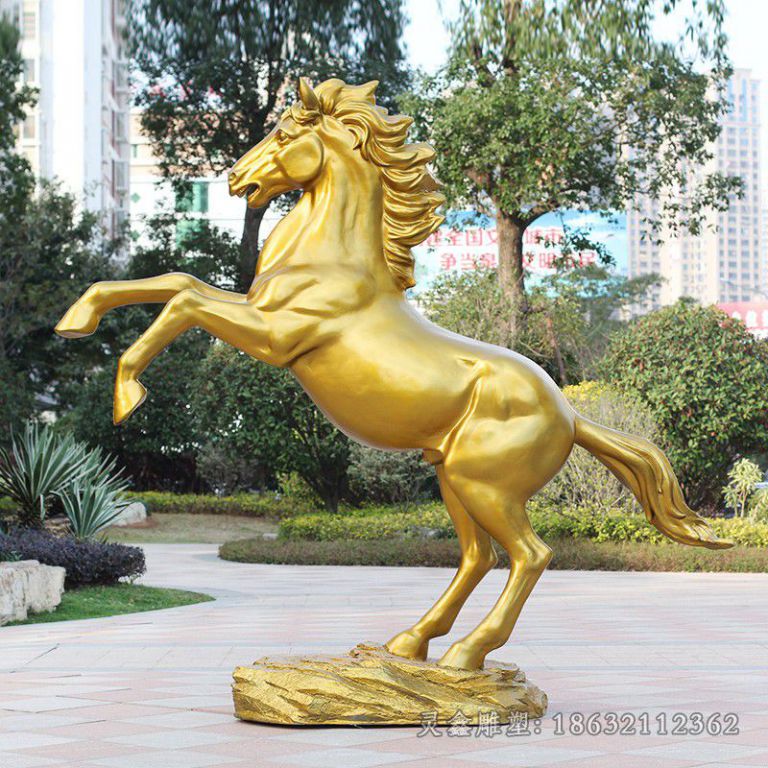 金色马小区动物铜雕