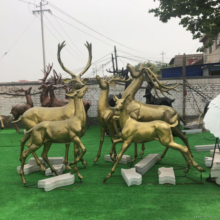 鹿群校园景观铜雕