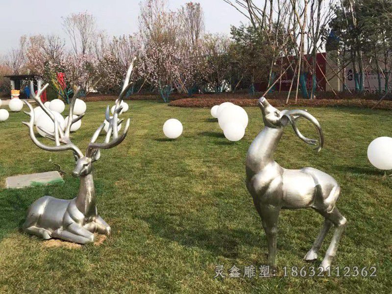 不锈钢镜面叉角鹿广场雕塑