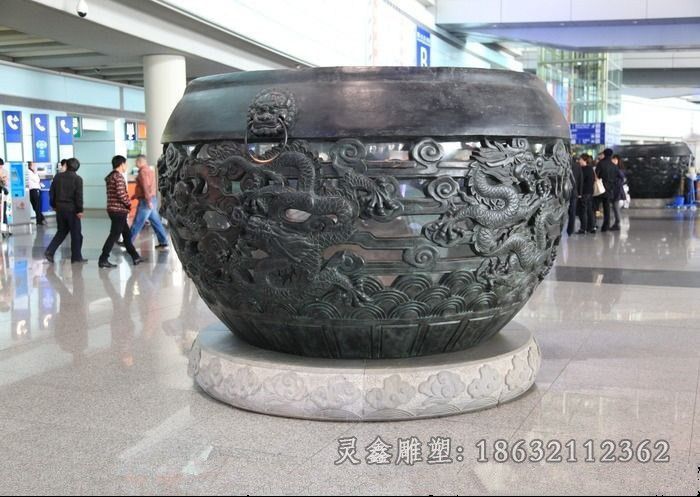 龙浮雕水缸城市景观铜雕
