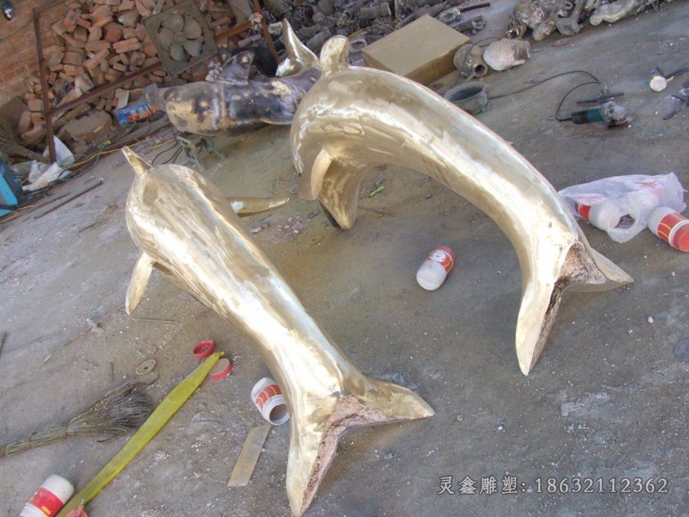 彩绘海豚校园不锈钢雕塑