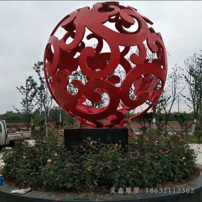 不锈钢红色镂空球校园雕塑