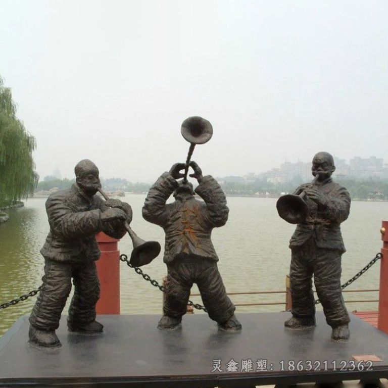 吹唢呐公园景观铜雕