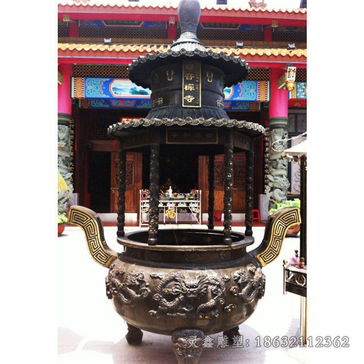 三足香炉城市景观铜雕