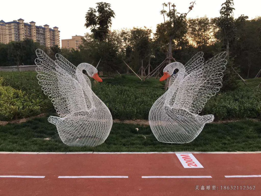 不锈钢镂空天鹅小区雕塑