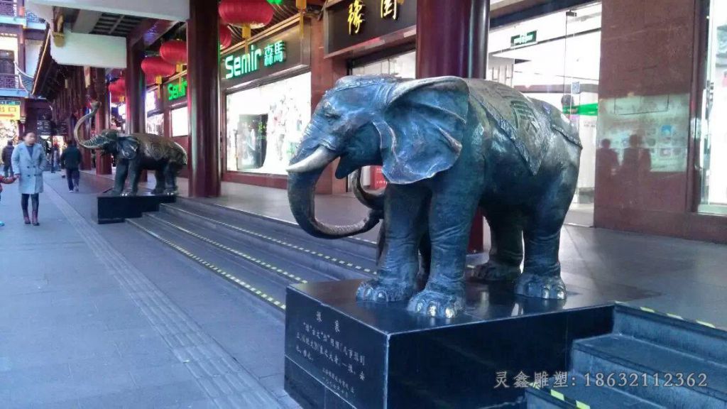 卷鼻大象户外景观铜雕