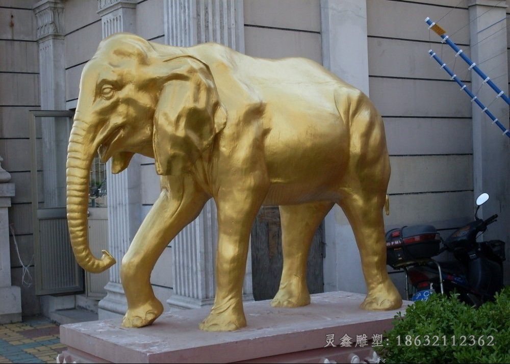 金色大象小区动物铜雕
