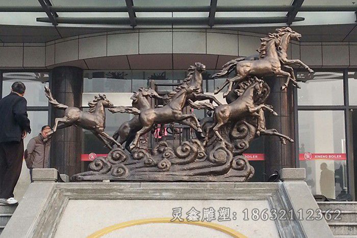 抽象群马公园动物铜雕
