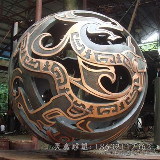 不锈钢异形镂空球雕塑