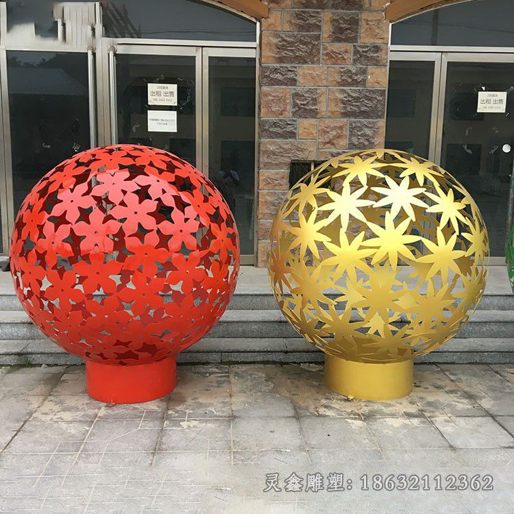 不锈钢彩绘镂空球公园雕塑