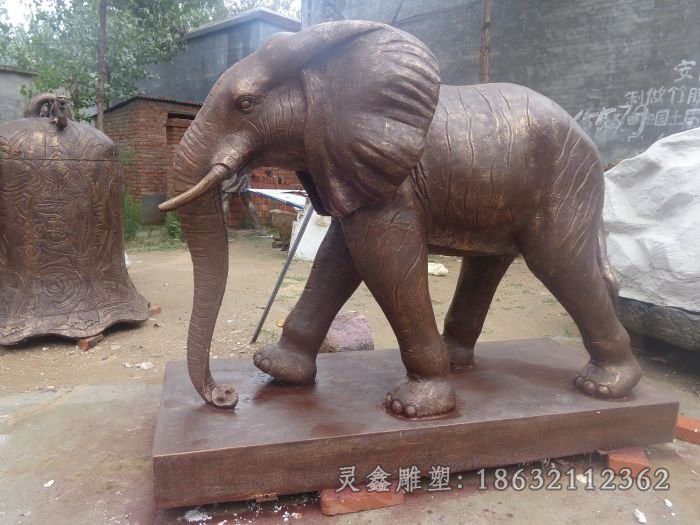 动物大象广场景观铜雕