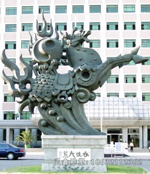 抽象机械马小区铜雕