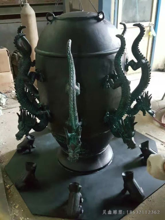 古代浑天仪城市景观铜雕