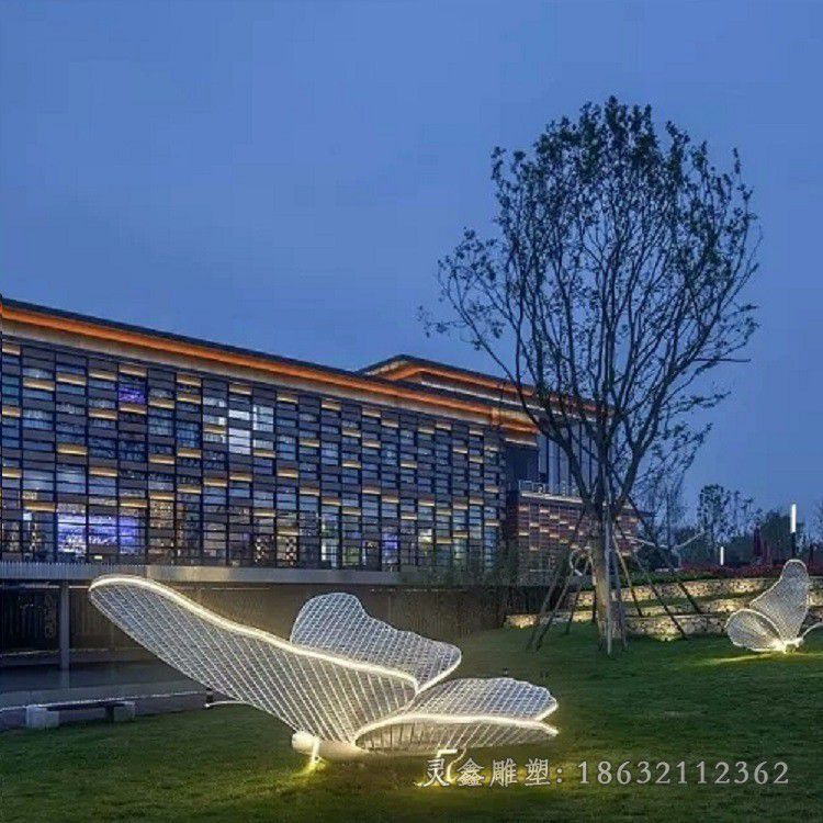 发光镂空蝴蝶不锈钢雕塑