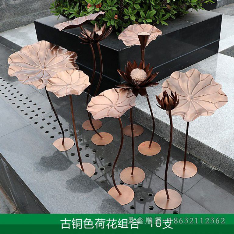 不锈钢古铜色荷花雕塑