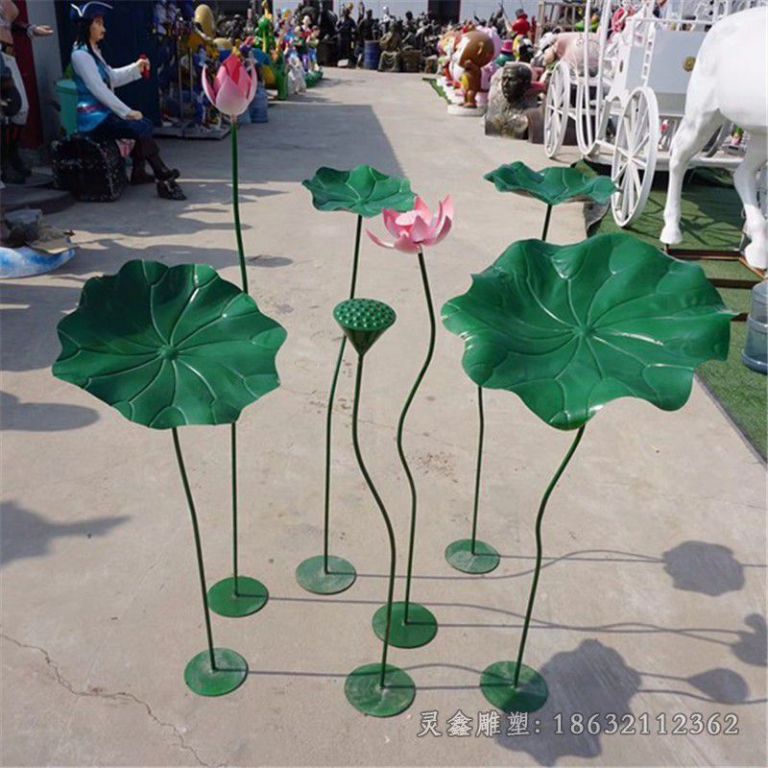 不锈钢彩绘荷花商场雕塑