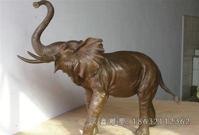 卷鼻大象动物景区铜雕