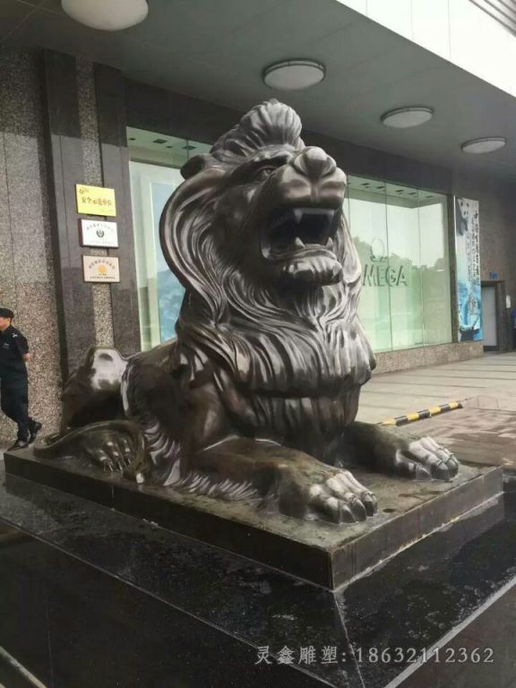 趴姿狮子动物校园铜雕