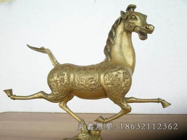 抽象动物马景区铜雕