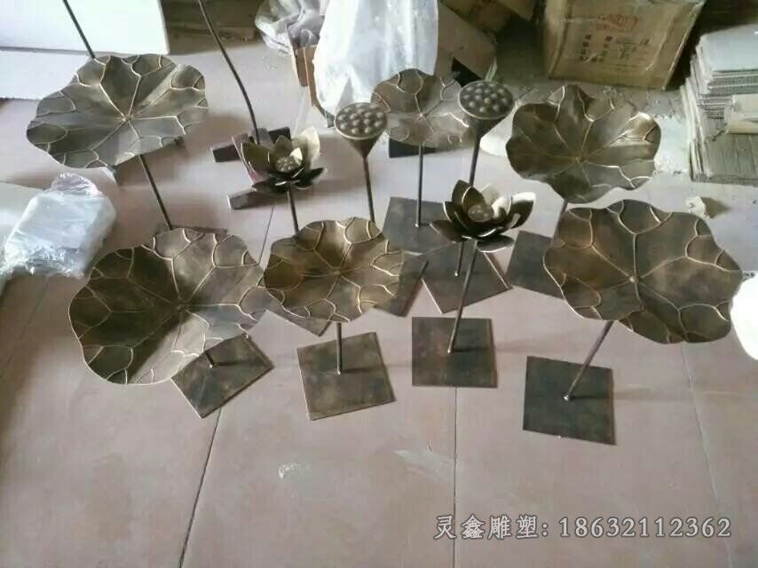荷花城市景观铜雕