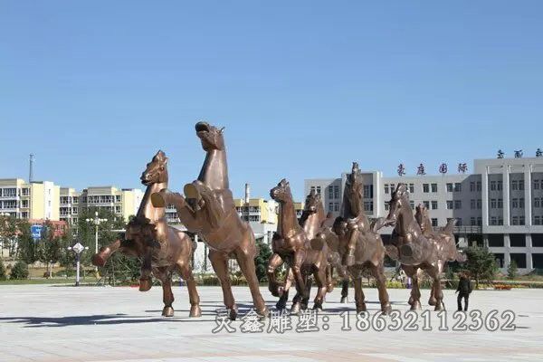 抽象群马广场景观铜雕
