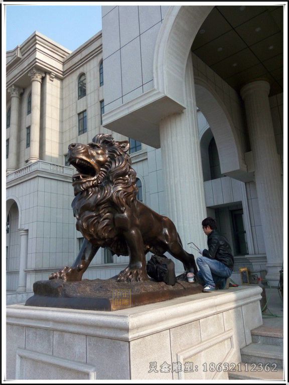 咆哮狮子校园景观铜雕