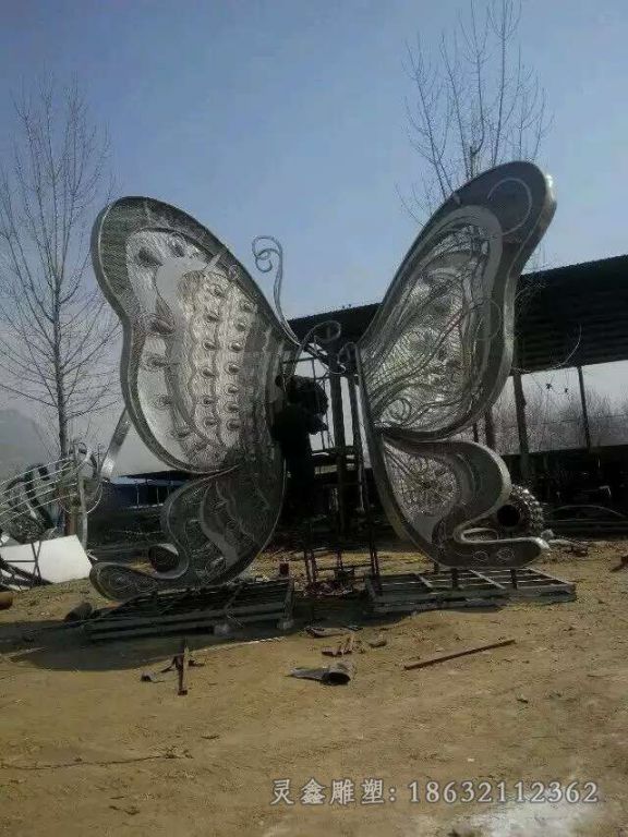 镂空蝴蝶不锈钢庭院雕塑