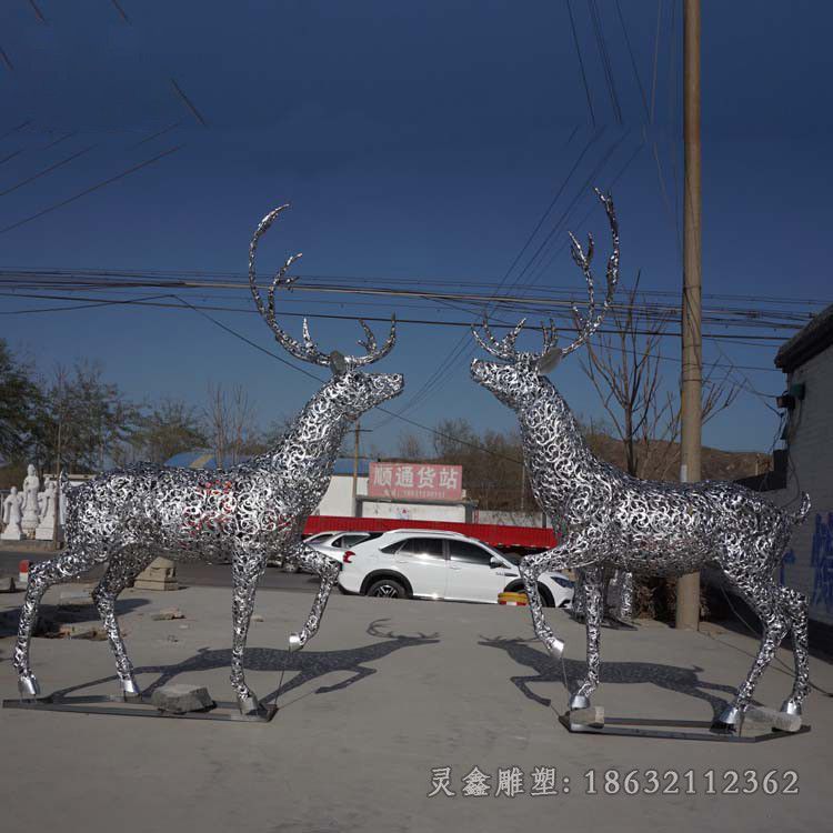 不锈钢抬脚鹿景观雕塑