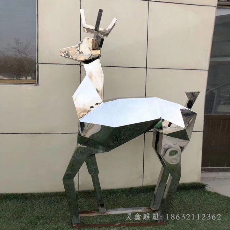 几何不锈钢站姿鹿雕塑