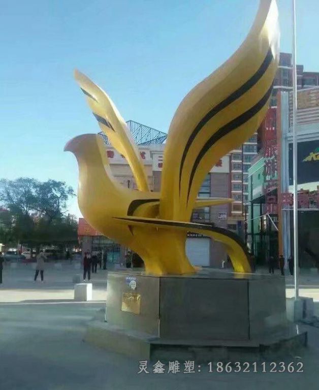不锈钢彩绘鸽子小区雕塑