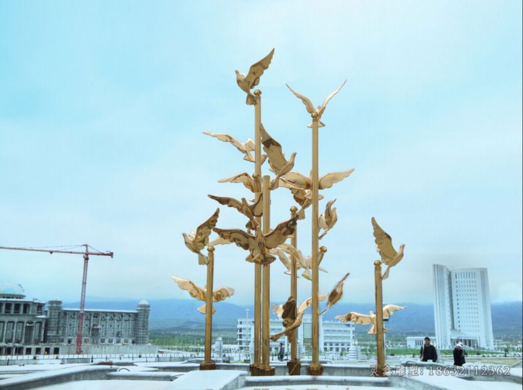 不锈钢金色鸽子城市雕塑
