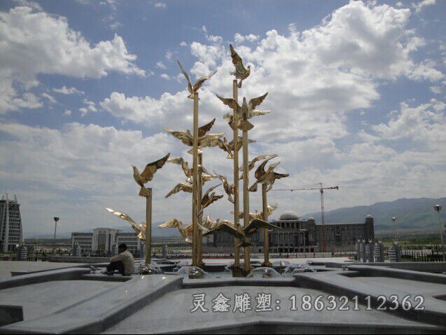 不锈钢金色鸽子广场雕塑