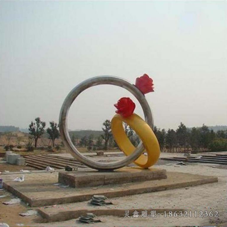 不锈钢戒指公园景观雕塑