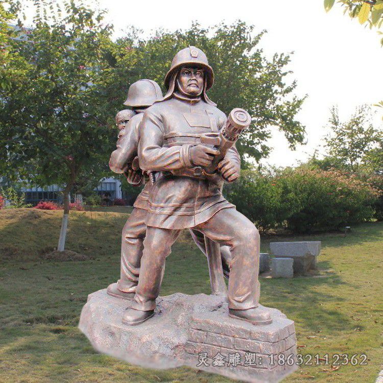 喷水消防员广场景观铜雕