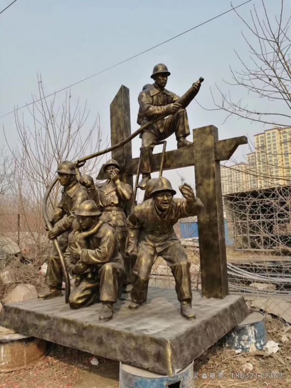 喷水消防员校园景观铜雕